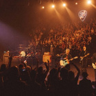 Indochine régale ses fans au Quai Branly