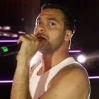 Amir reprend Mylène Farmer à Tel Aviv