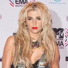 Ke$ha dévoile "Supernatural"