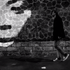 Kuamen rend hommage dans le clip "Teri Moïse"