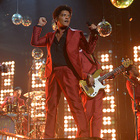 Radios/TV : Bruno Mars manque le doublé