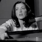 Tina Arena au piano dans le clip "Only Lonely"