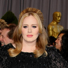 Adele : elle travaille avec... Phil Collins !