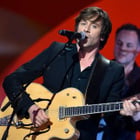 T. Dutronc écrit des chansons pour son père