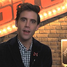 "The Voice" : Mika vend sa veste aux enchères !
