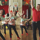 Blur : danse kitsch  pour "Lonesome Street"
