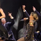 Madonna danse avec Christine à Bercy