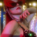 Grimes s'envole en "California"