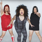 James Corden imite David Bowie et les Spice Girls