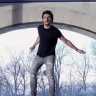 Amir dans son nouveau clip "Au coeur de moi"