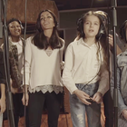 Kids United reprend "Au soleil" avec Jenifer