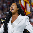 S. Bowl : Demi Lovato chante l'hymne national