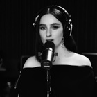 BANKS revisite ses titres en acoustique
