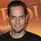 Grand Corps Malade chante pour les soignants