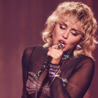 Miley Cyrus reprend les tubes de Madonna