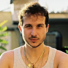 Fils Cara (The Artist) remixe "Sous ma peau"
