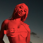 Shay est une "Jolie Go" dans son clip