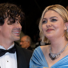 Louane chante "Soleil" avec son compagnon