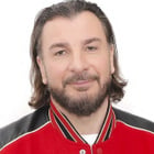 Michaël Youn défend les Enfoirés et recadre une chroniqueuse