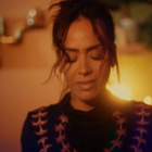 Amel Bent rend hommage à sa "Mima"