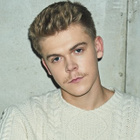Charles (Star Academy) : un single "À l'équilibre" !