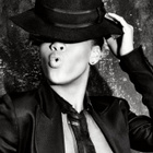 Rihanna dans les coulisses de "Talk That Talk"
