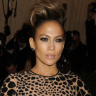 Jennifer Lopez et Pitbull dévoilent "Live It Up"