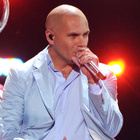 Pitbull change d'avis et lance "Outta Nowhere"
