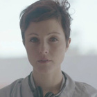 Poliça clippe son nouveau single "I Need $"