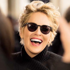 Meghan Trainor séduit Sharon Stone et Afflelou