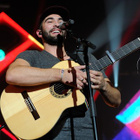 Kendji dort "toujours dans sa caravane"
