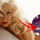 Christina Aguilera exhibe ses seins nus