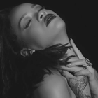 Rihanna torride pour le clip "Kiss It Better"