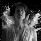 Camille est une "Fontaine de lait" : le clip