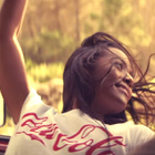 Møme signe l'hymne Coca-Cola 2017