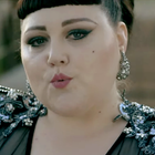 Beth Ditto libre dans "We Could Run"