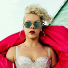 Pink dévoile le titre "Beautiful Trauma"