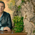Julien Clerc sous son arbre