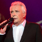 Michel Sardou rassure sur son état de santé