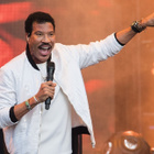 Lionel Richie veut refaire "We Are The World"