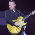 Bryan Adams, accusé de racisme anti-Chinois