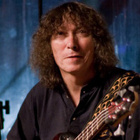 Le bassiste Claude Le Péron est mort