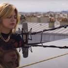 Louane : une version acoustique de son single