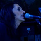 Placebo espionné par des caméras dans son clip