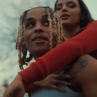 Zola cartonne avec "Amber"