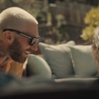 Maroon 5 : le clip intimiste de "Middle Ground"
