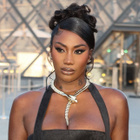 Aya Nakamura répond aux critiques racistes