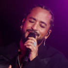 Slimane chante pour la paix