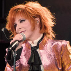 Mylène Farmer : des fans campent déjà à Paris !