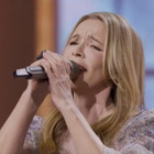 Hélène Rollès chante "Beauty and the Beast" avec John Legend